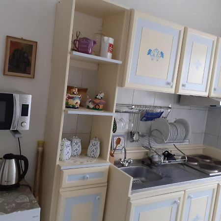 Residenza La Lanterna Aparthotel Genua Buitenkant foto