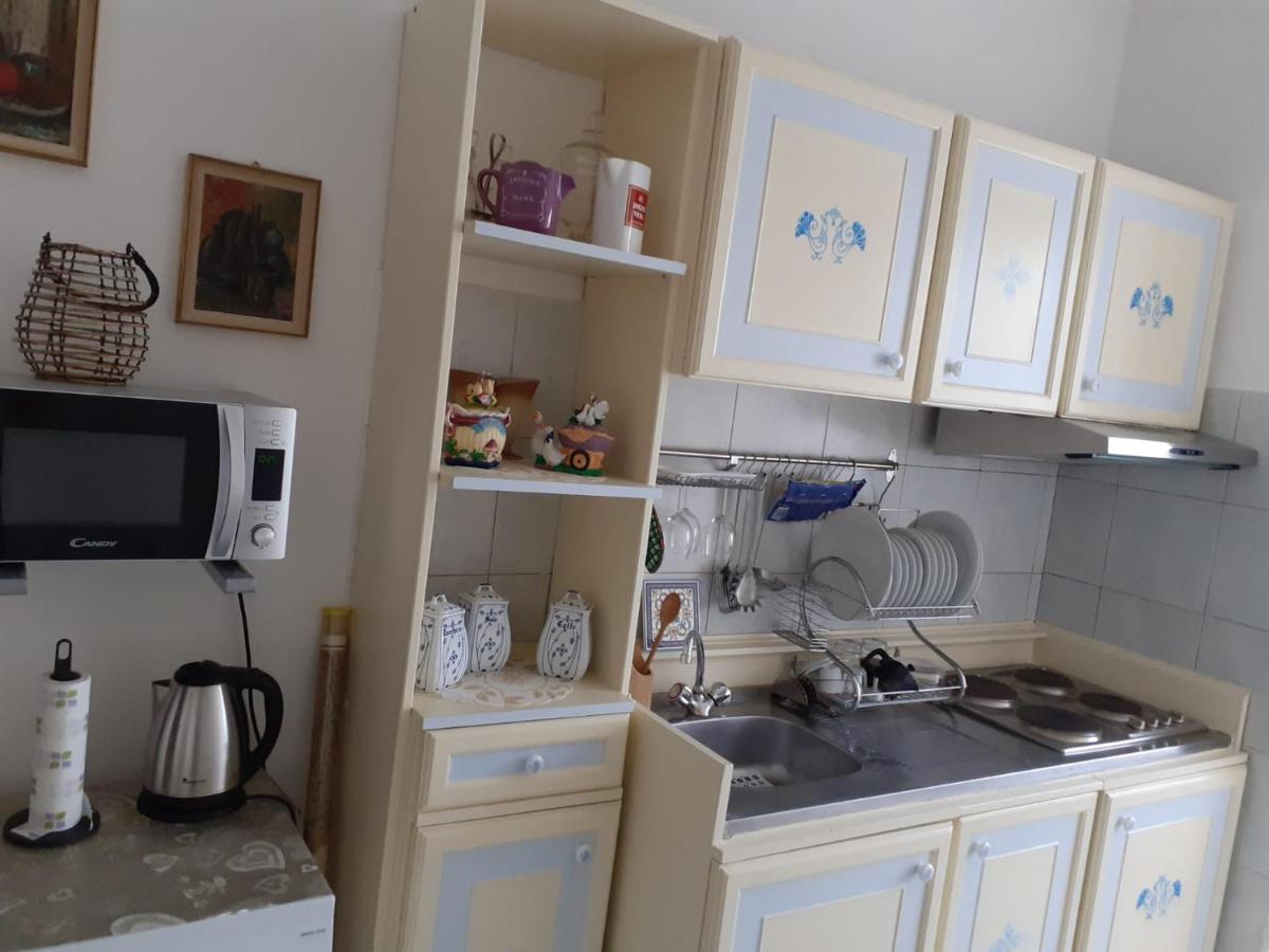 Residenza La Lanterna Aparthotel Genua Buitenkant foto